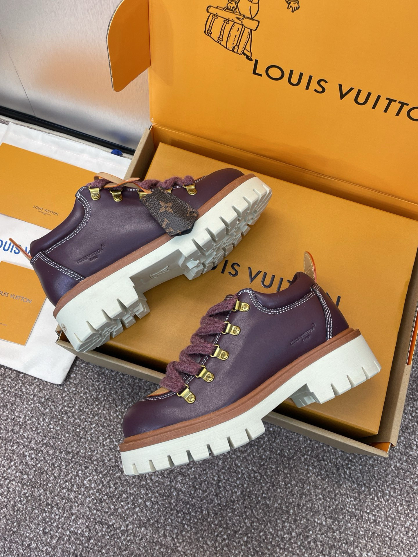 Lo*uis Vu*itton Sneakers(EU35-45)