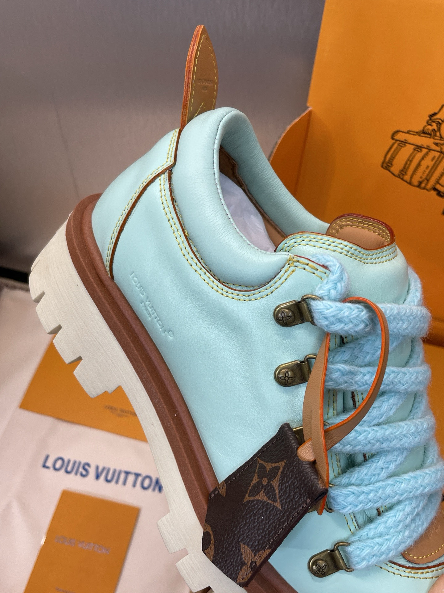 Lo*uis Vu*itton Sneakers(EU35-45)