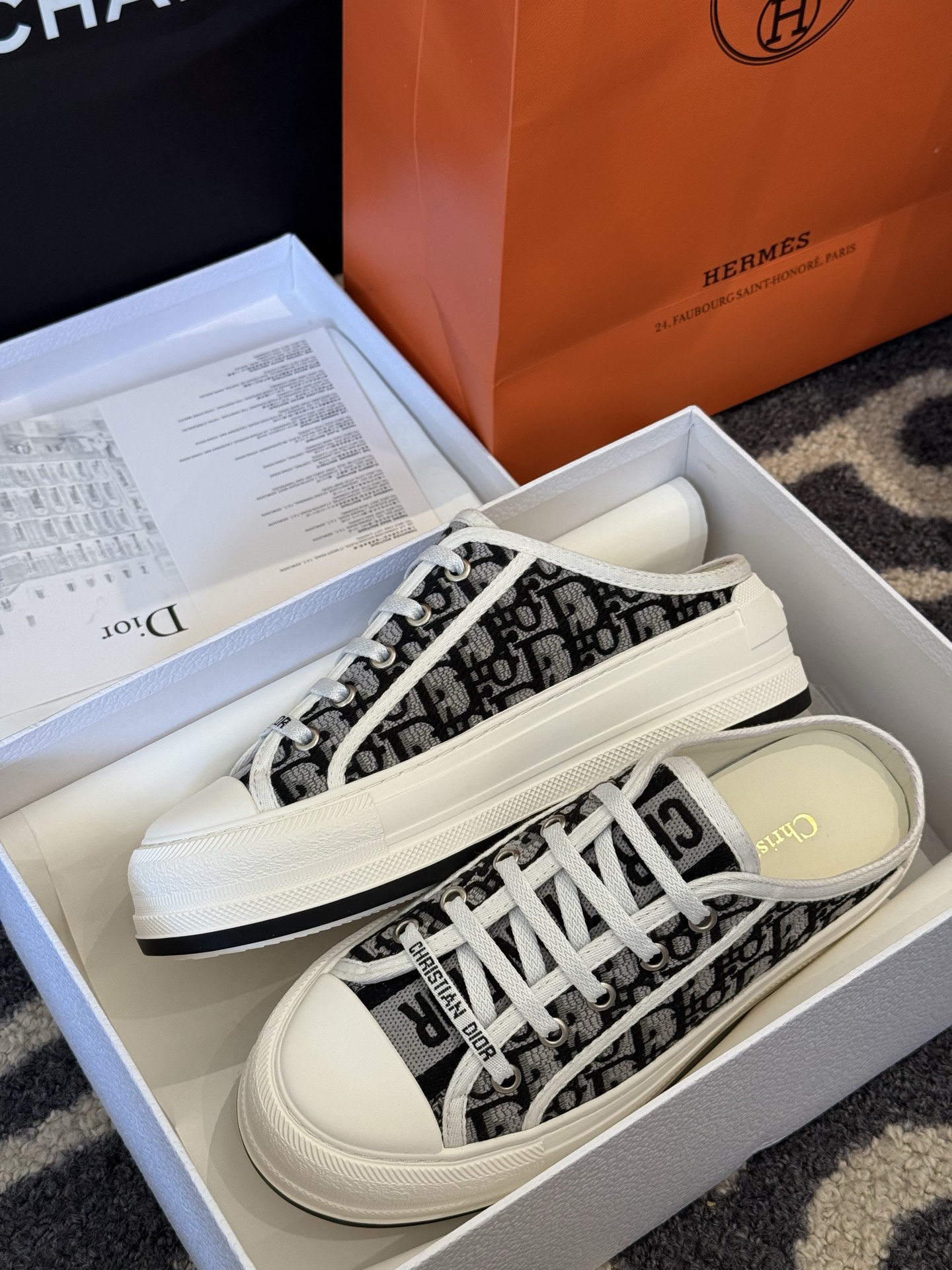 Di0r 25ss Sneaker(EU35-42)