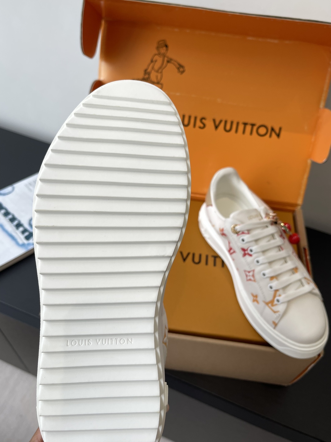 Lo*uis Vu*itton Sneakers(EU35-41)