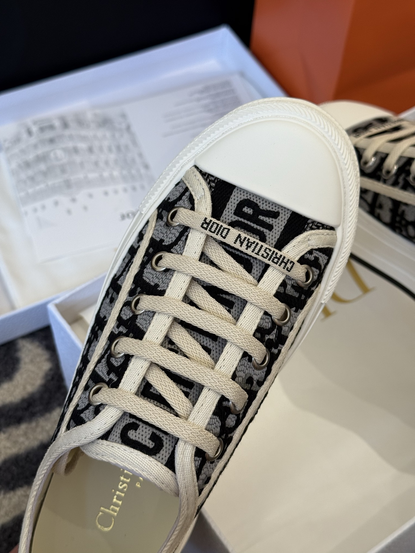 Di0r 25ss Sneaker(EU35-42)