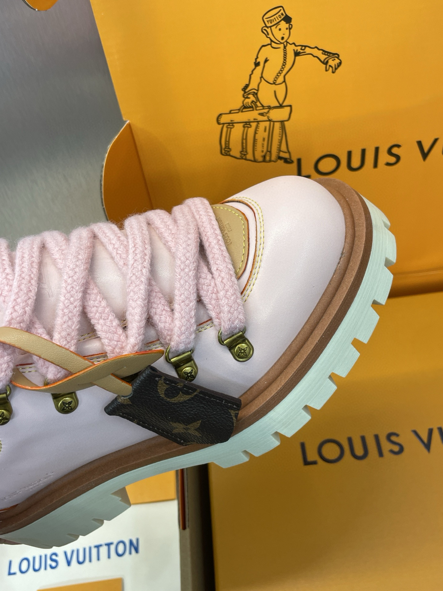 Lo*uis Vu*itton Sneakers(EU35-45)