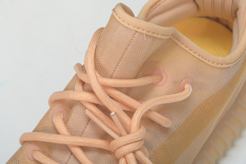 YEEZY 350 BOOST V2 BASF 