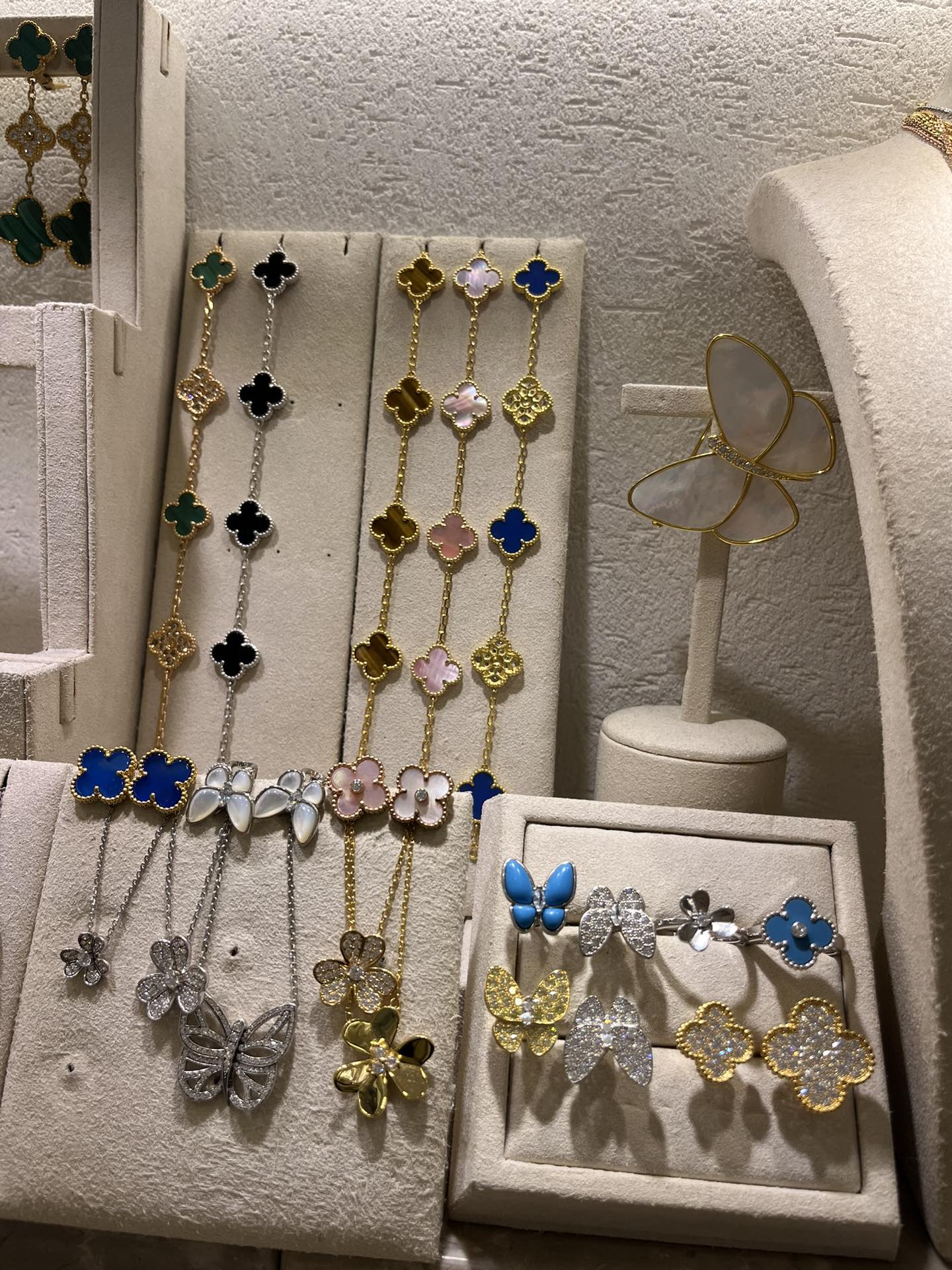 Vca Collection(Difference Piece different price)