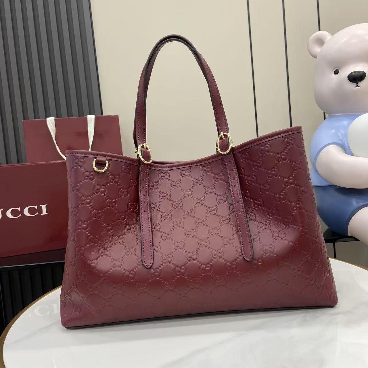 Gucc* GG Emblem Tote(38*25*15CM)