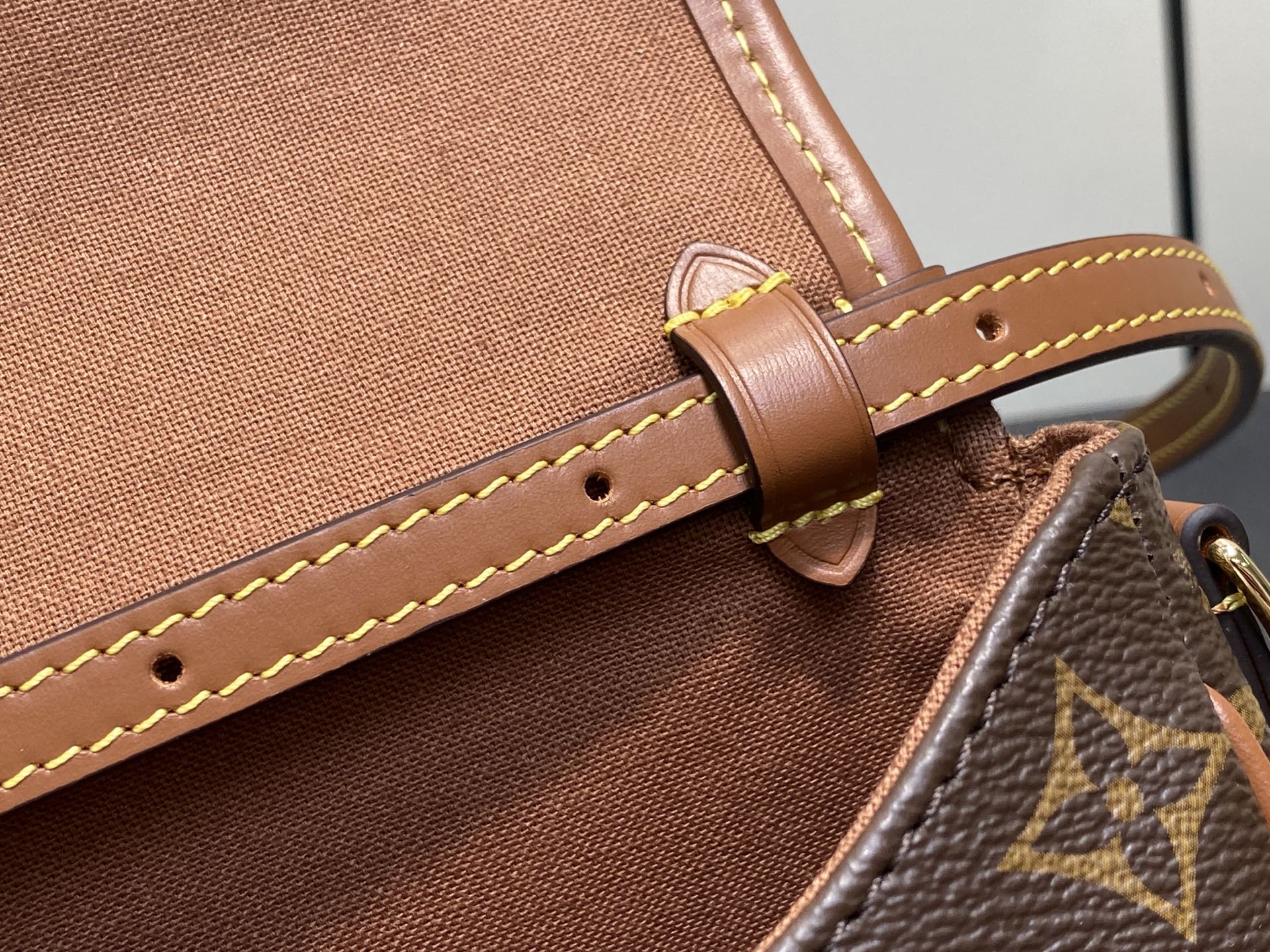 Lou*s Vuitton Duo BB Jh Bag