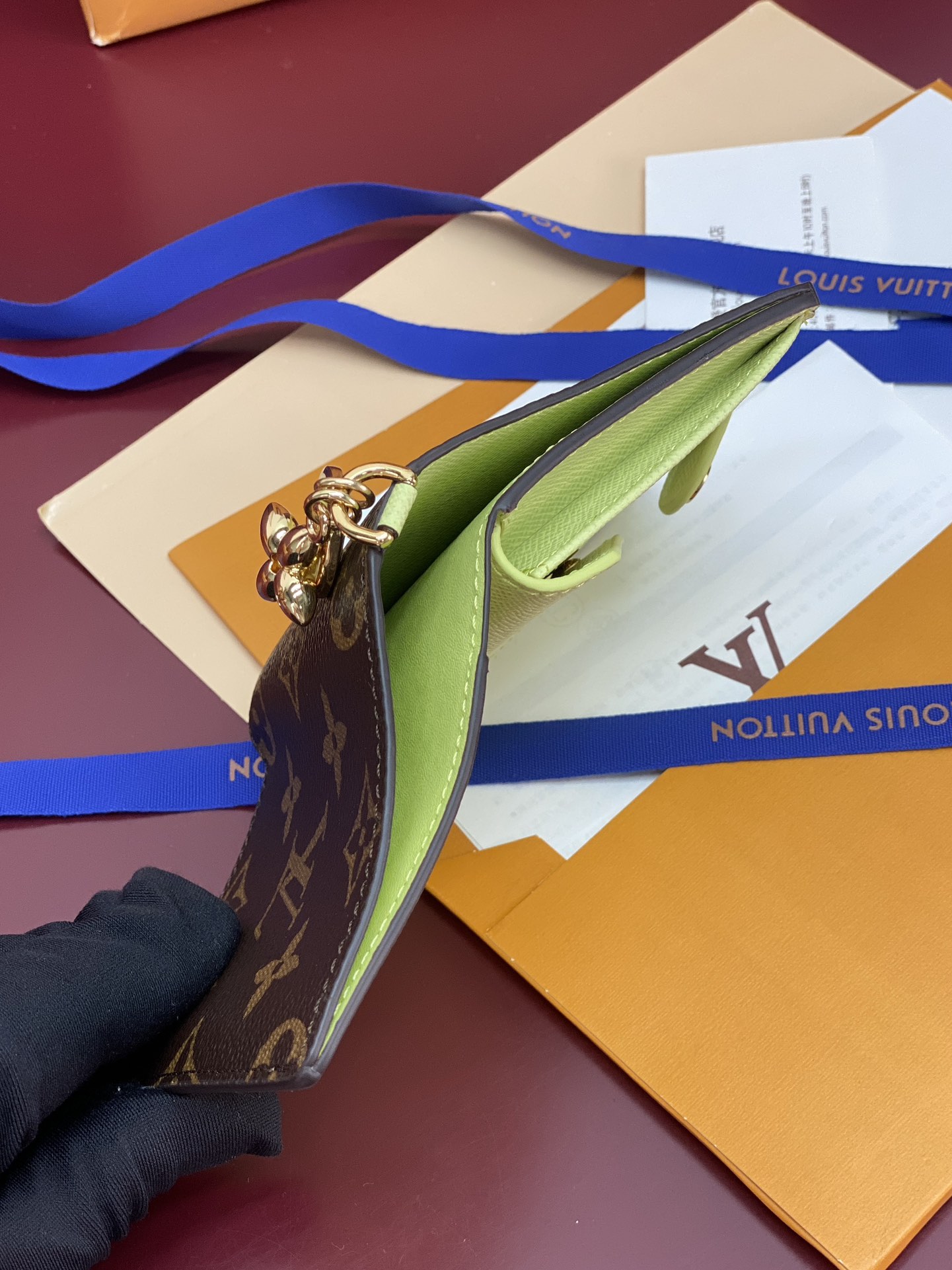 Louis Vu*tton Wallet(9x10x2.5CM)