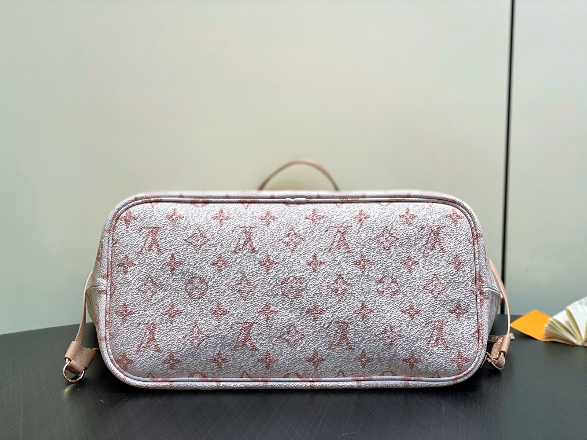 Lou*is Vuitton Neverfull MM M25665(31 x 28 x 14CM)
