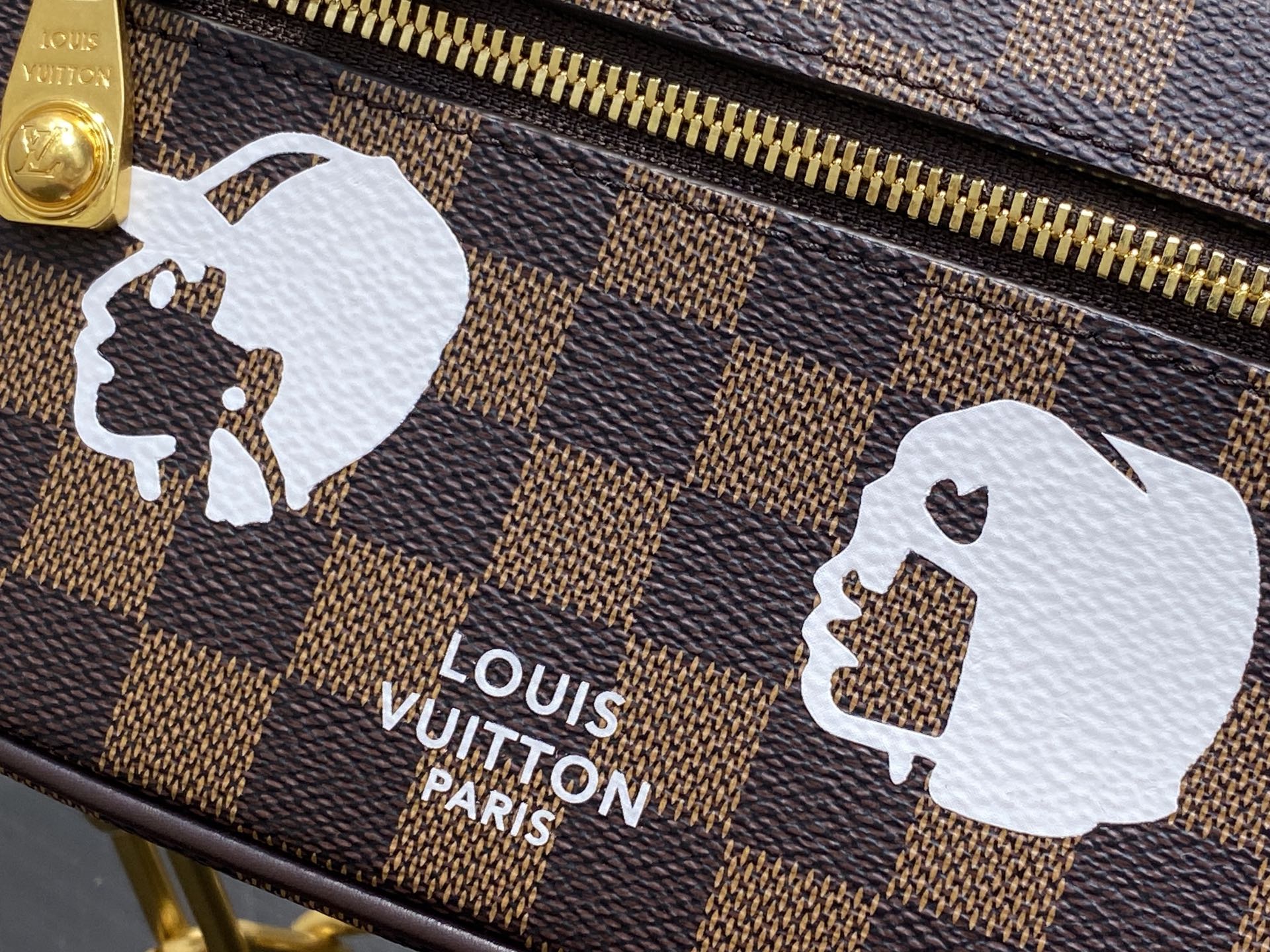 Lo*is Vuitton Mini Soft Trunk Bag(18.5 x 13 x 8CM)