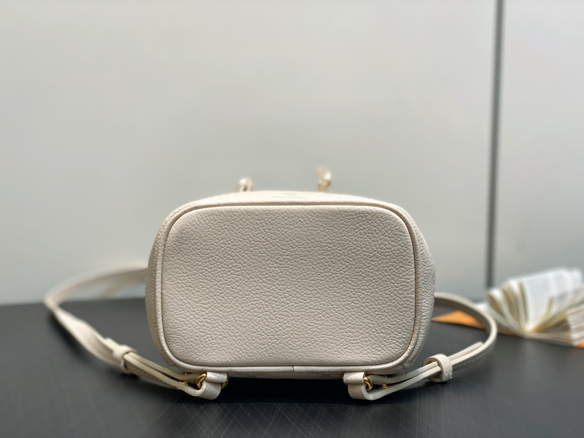 Louis Vu*tton Nano Noé Backpack( 19 x 15 x 10CM)