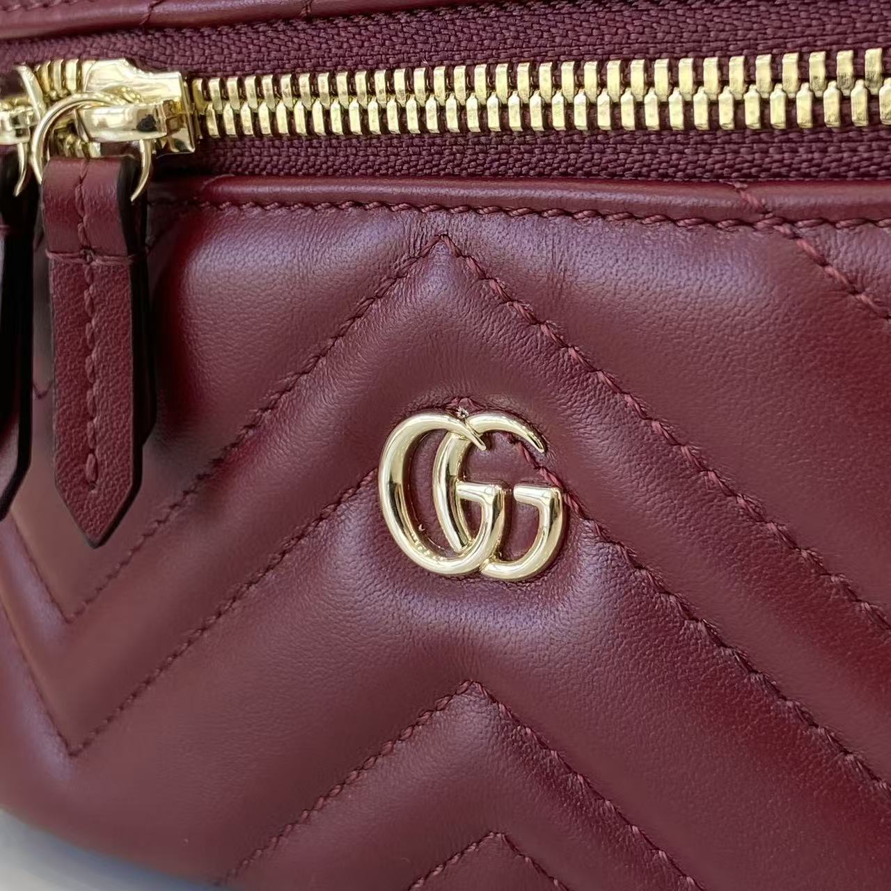 Gucc* GG Marmont Bag(19*11.5*9CM)