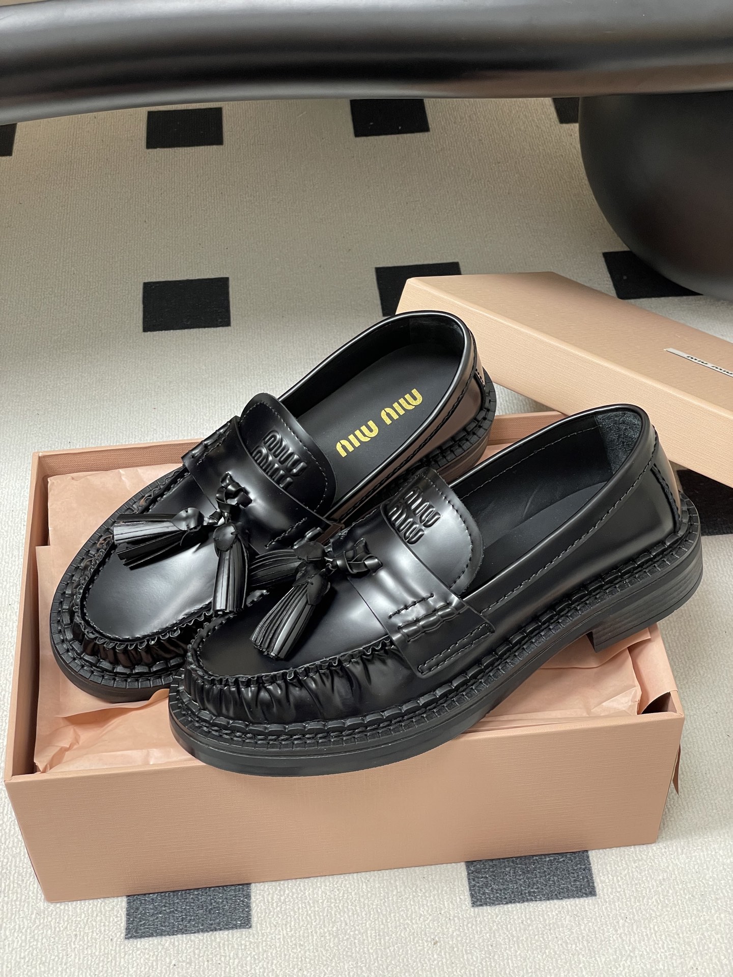 Miu Mi*u Loafers(EU35-41)
