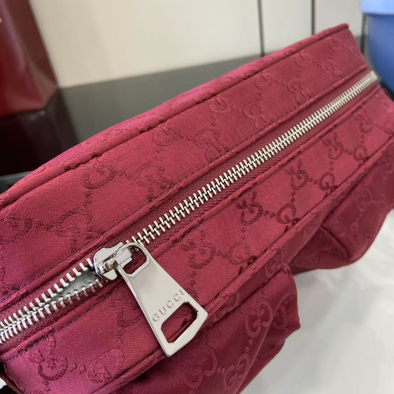 Gucc* GG Shoulder Bag(37*23*10CM)