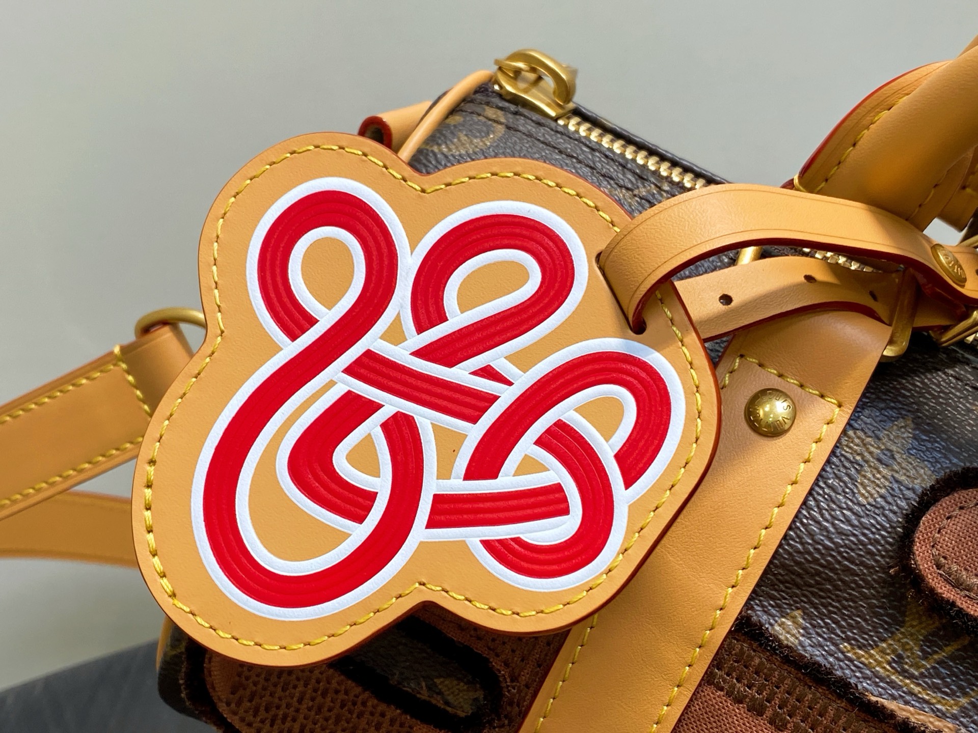 Louis Vuitto*n Keepall Bandoulière 25 (15 x 11 x 25CM)