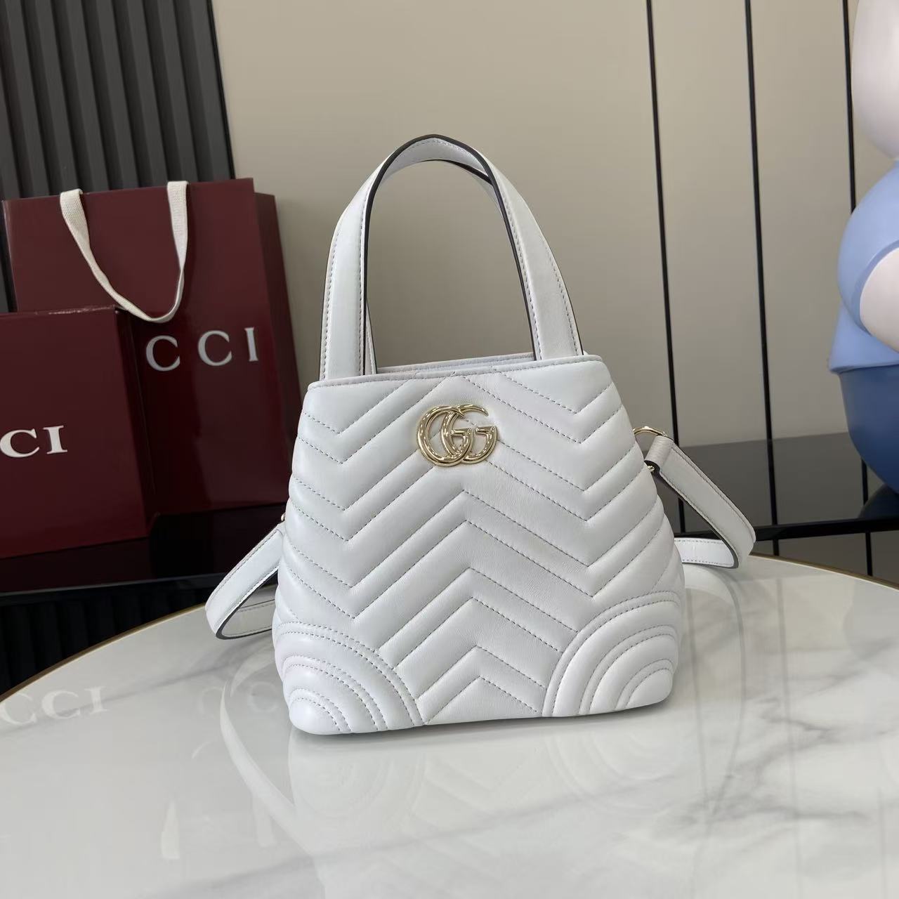 Gucc* GG Marmont Bag(18*29*18CM)
