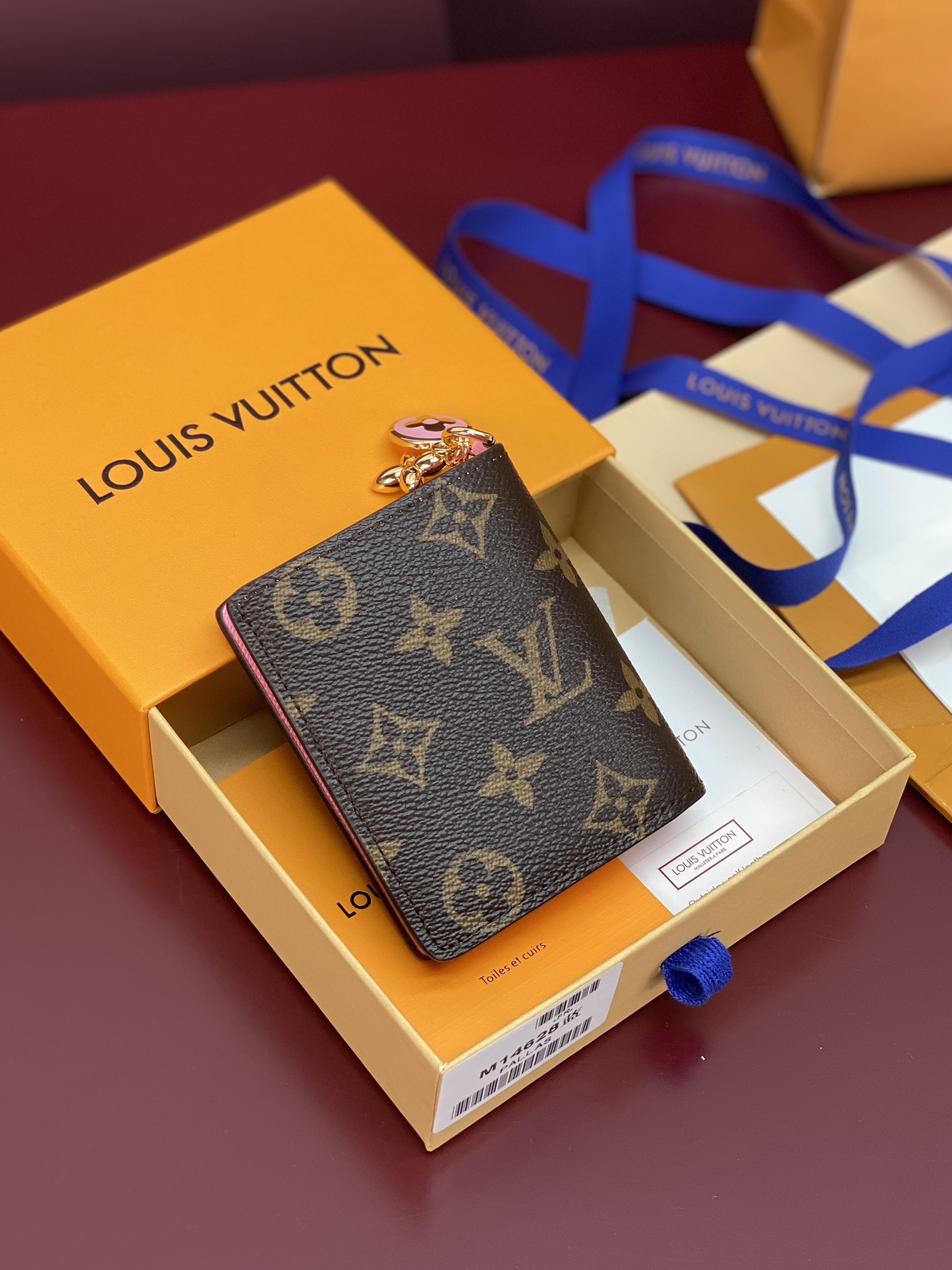 Louis Vu*tton Wallet(9x10x2.5CM)