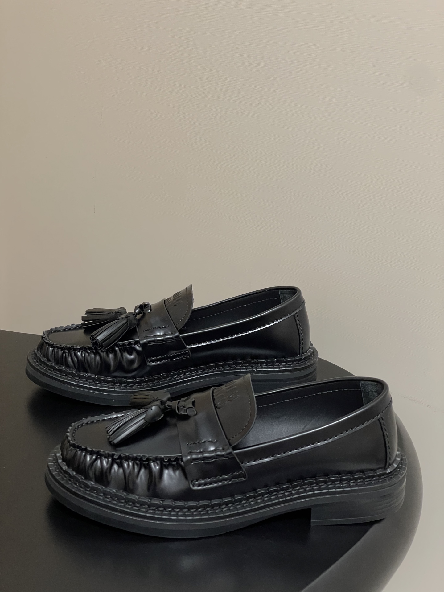 Miu Mi*u Loafers(EU35-41)