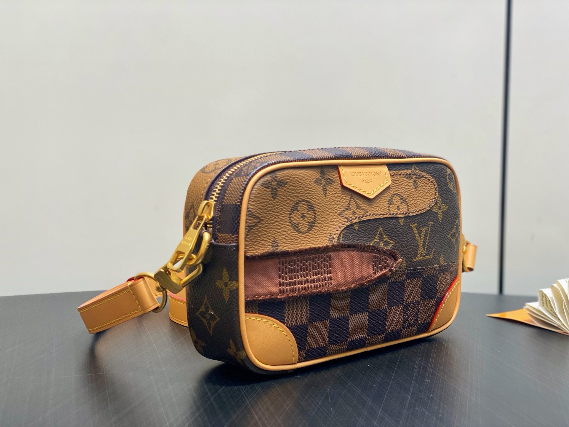 Lou*is Vuitton Trocadéro Bag (13 x 6.5 x 20CM)