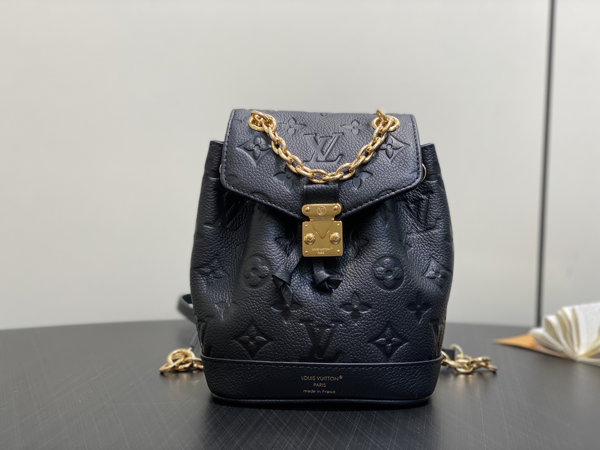 Louis Vu*tton Nano Noé Backpack( 19 x 15 x 10CM)