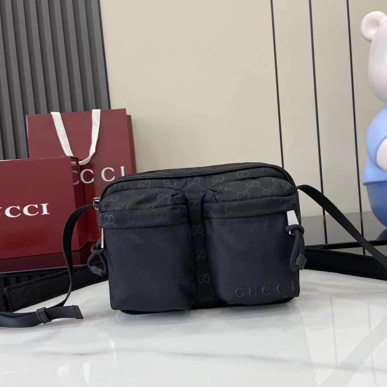 Gucc* GG Shoulder Bag(37*23*10CM)