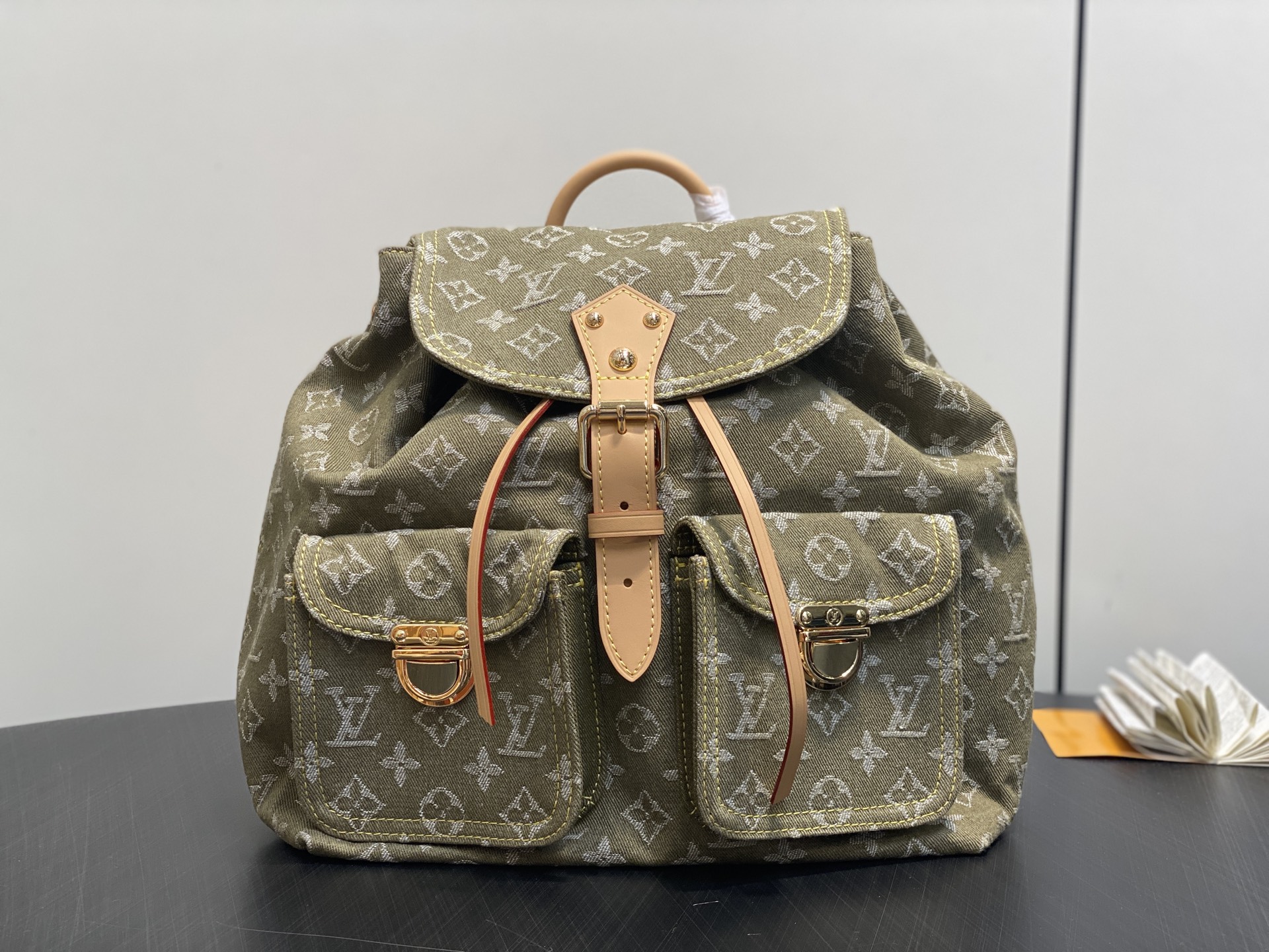 Louis Vu*tton Vintage  Backpack( 28.5 × 20 × 27.5CM)
