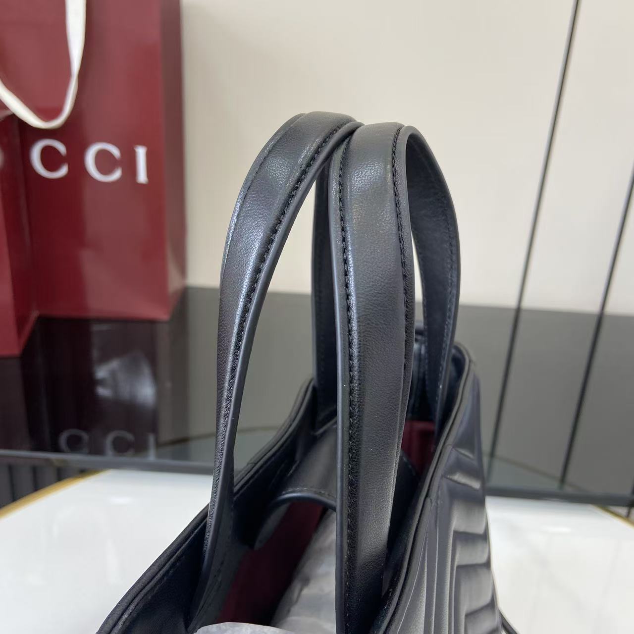 Gucc* GG Marmont Bag(18*29*18CM)