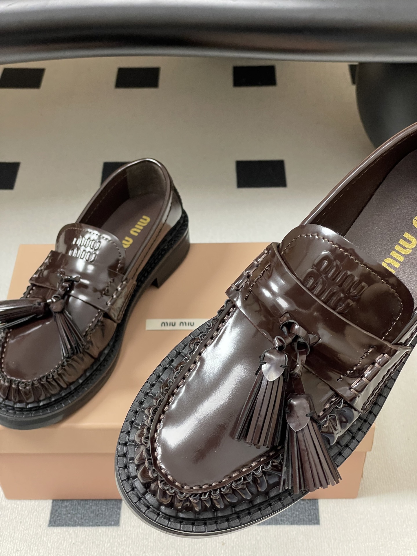 Miu Mi*u Loafers(EU35-41)