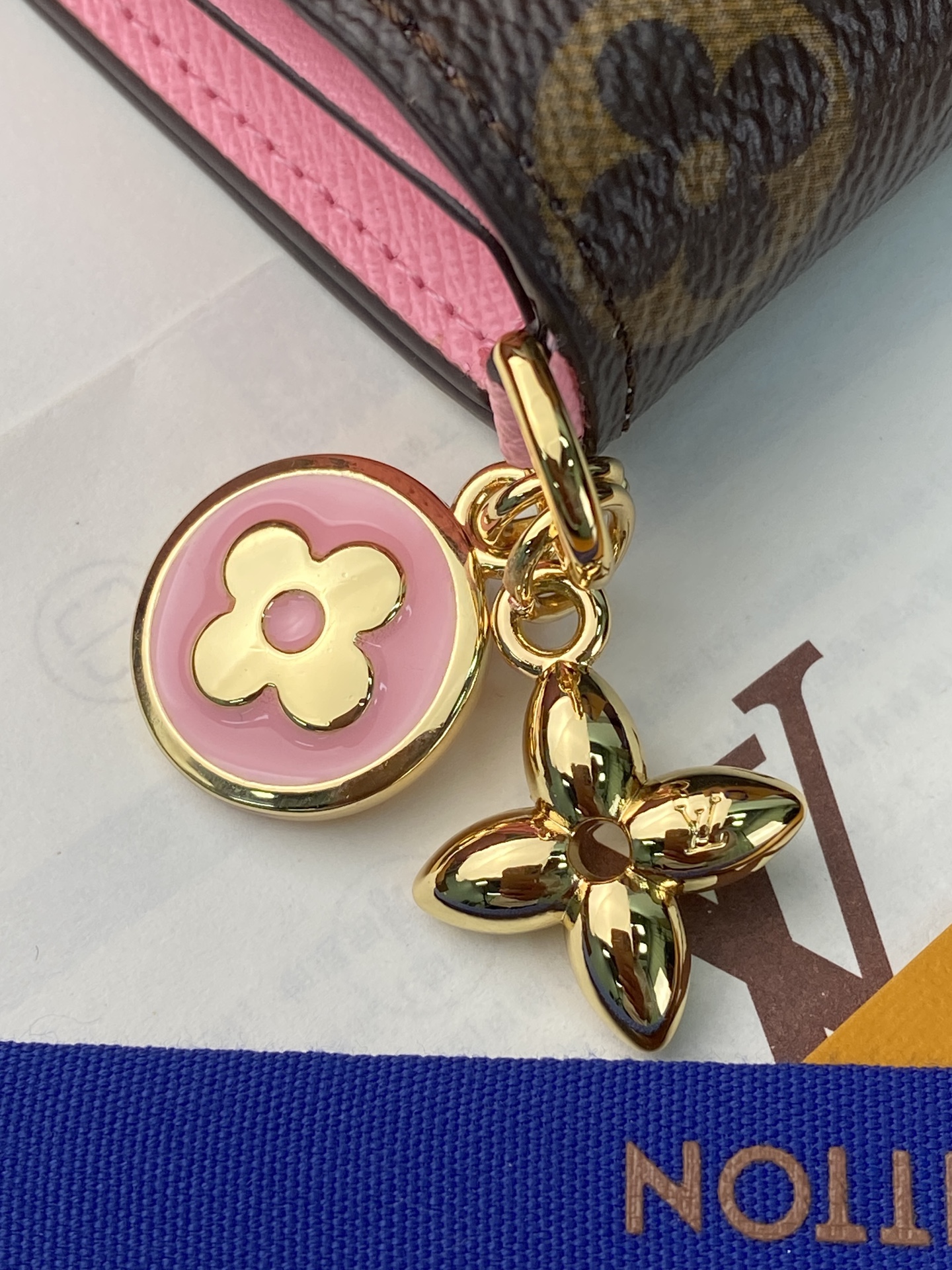 Louis Vu*tton Wallet(9x10x2.5CM)