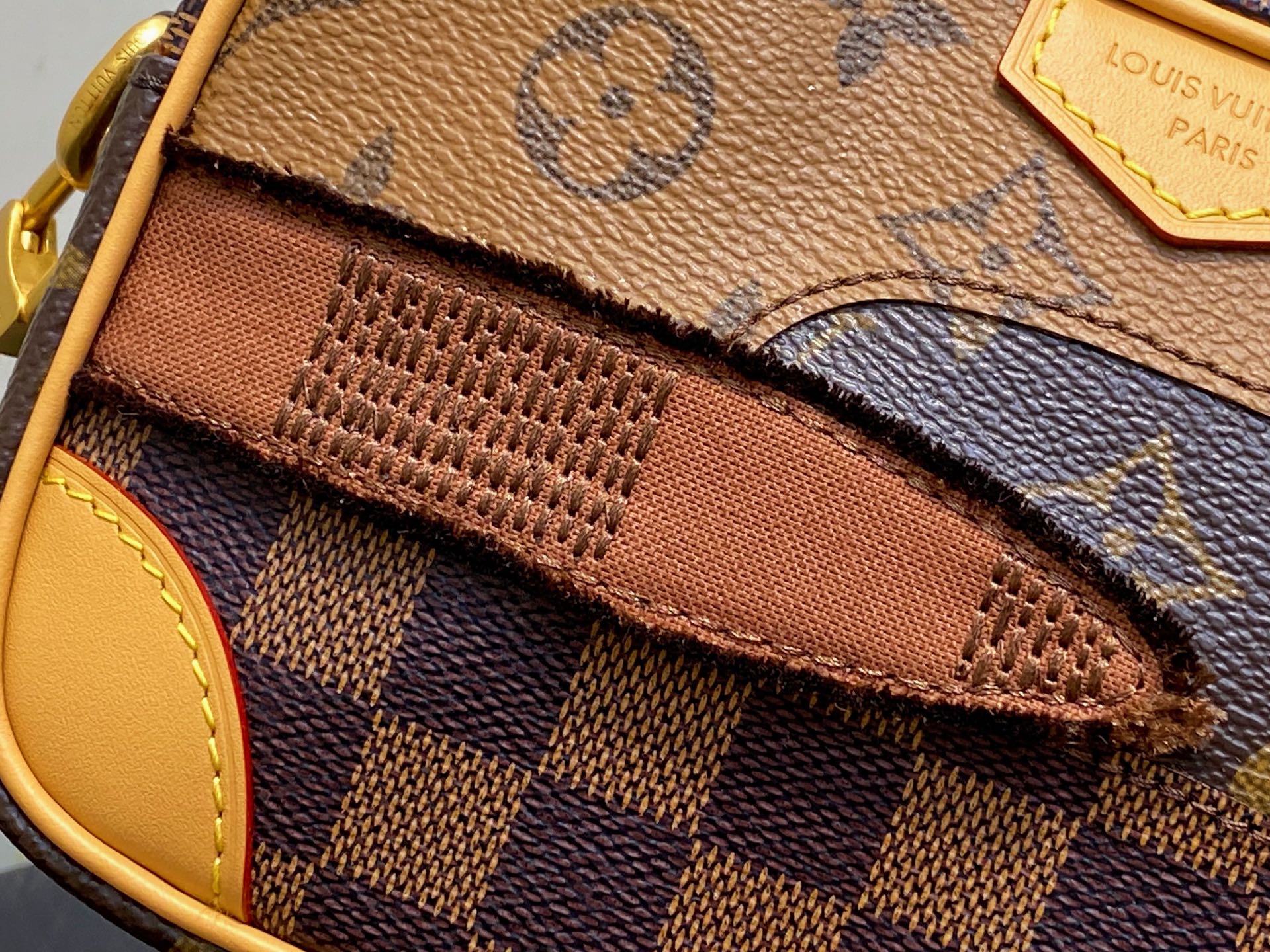 Lou*is Vuitton Trocadéro Bag (13 x 6.5 x 20CM)