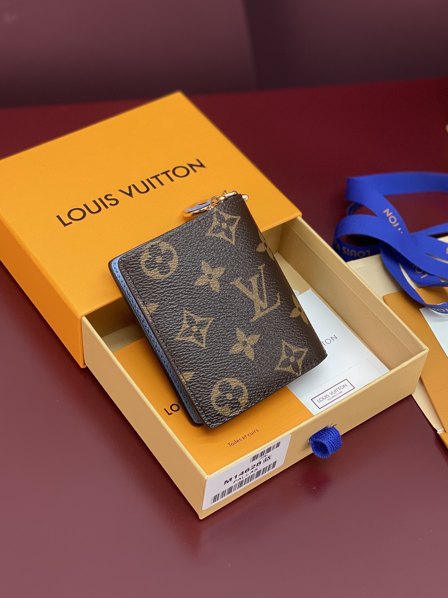 Louis Vu*tton Wallet(9x10x2.5CM)