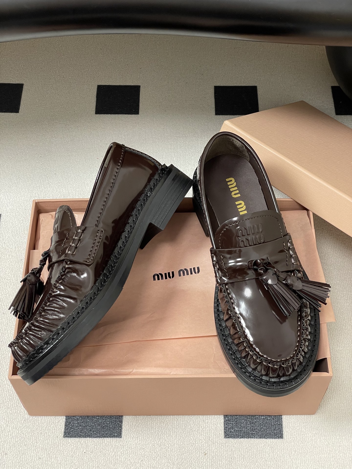 Miu Mi*u Loafers(EU35-41)