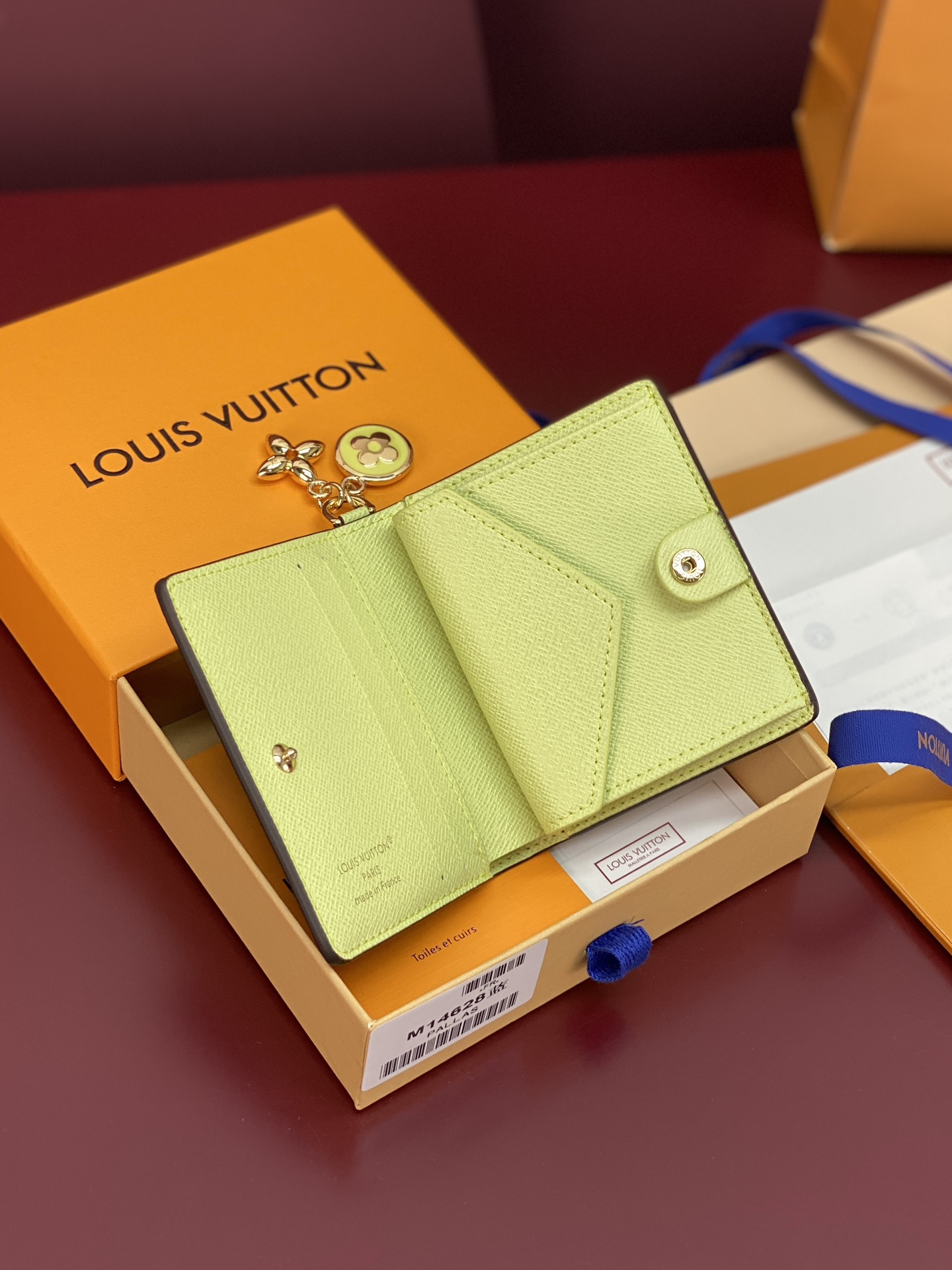 Louis Vu*tton Wallet(9x10x2.5CM)