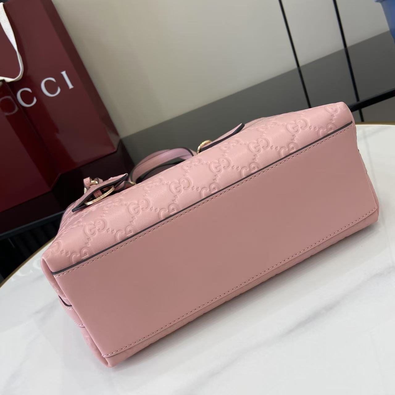 Gucc* GG Emblem Tote(25*20*10CM)