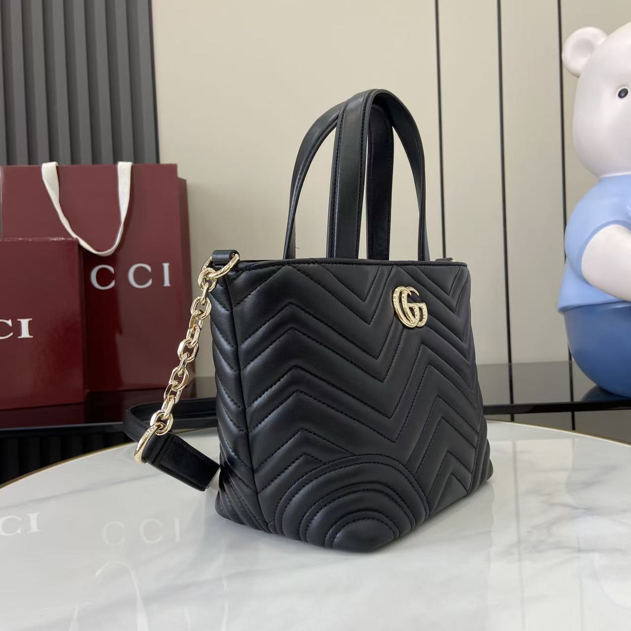 Gucc* GG Marmont Bag(18*29*18CM)
