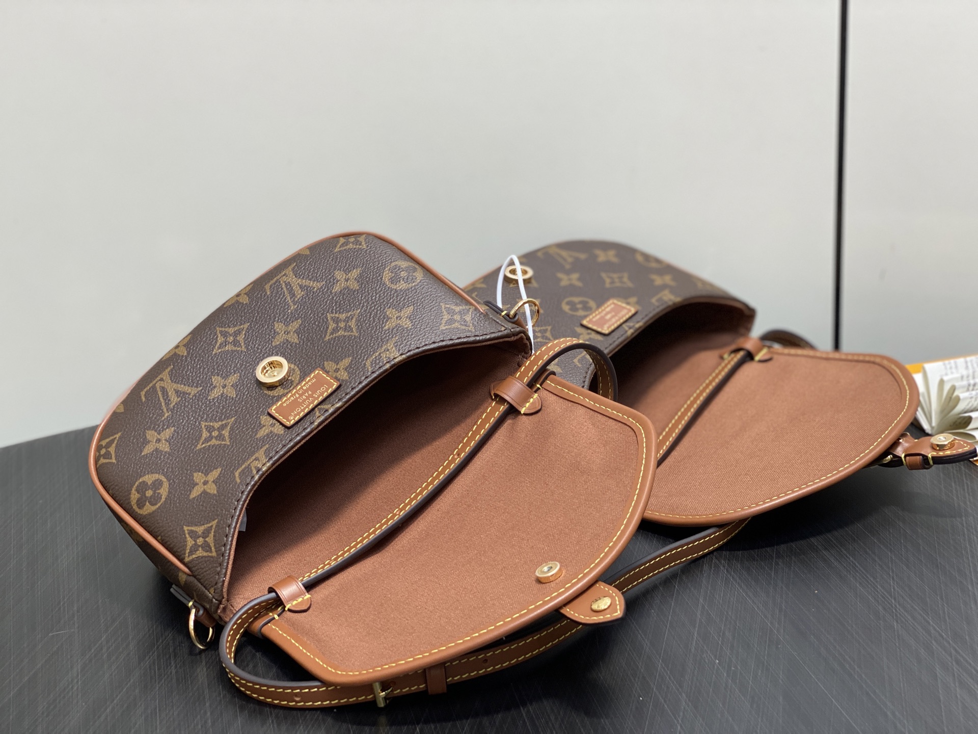 Lou*s Vuitton Duo BB Jh Bag
