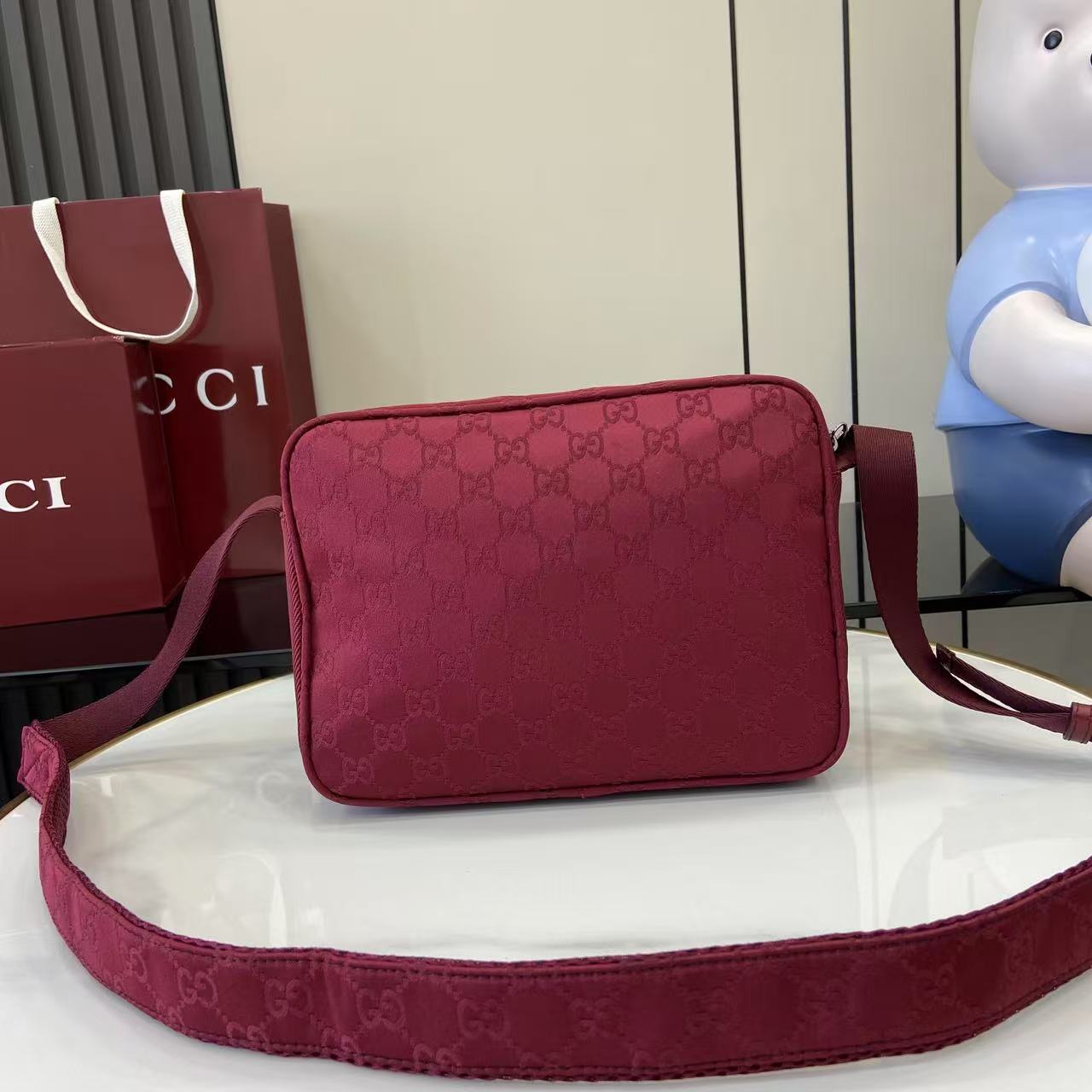Gucc* GG Shoulder Bag(37*23*10CM)