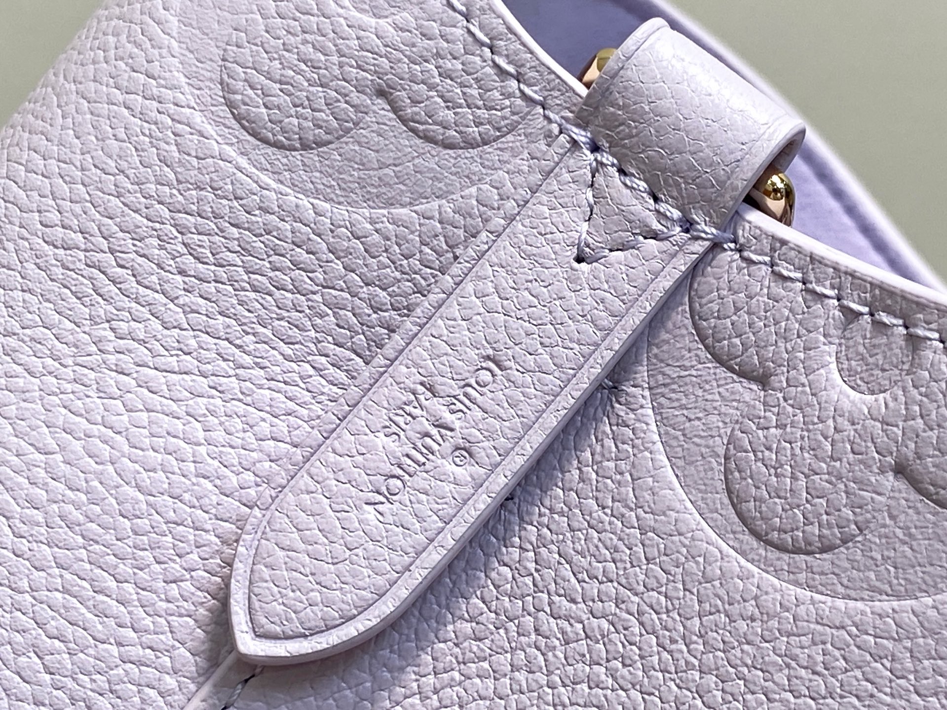 Lou*s Vuitton Dream Néonoé BB(20 x 20 x 13CM)