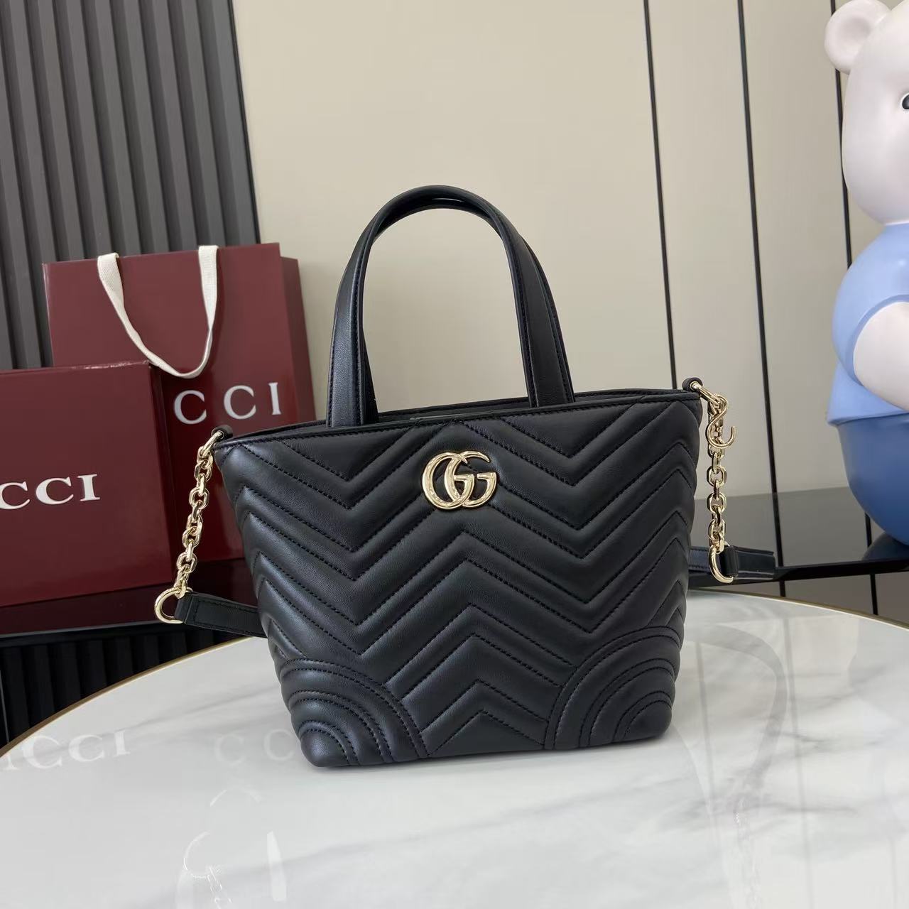 Gucc* GG Marmont Bag(18*29*18CM)
