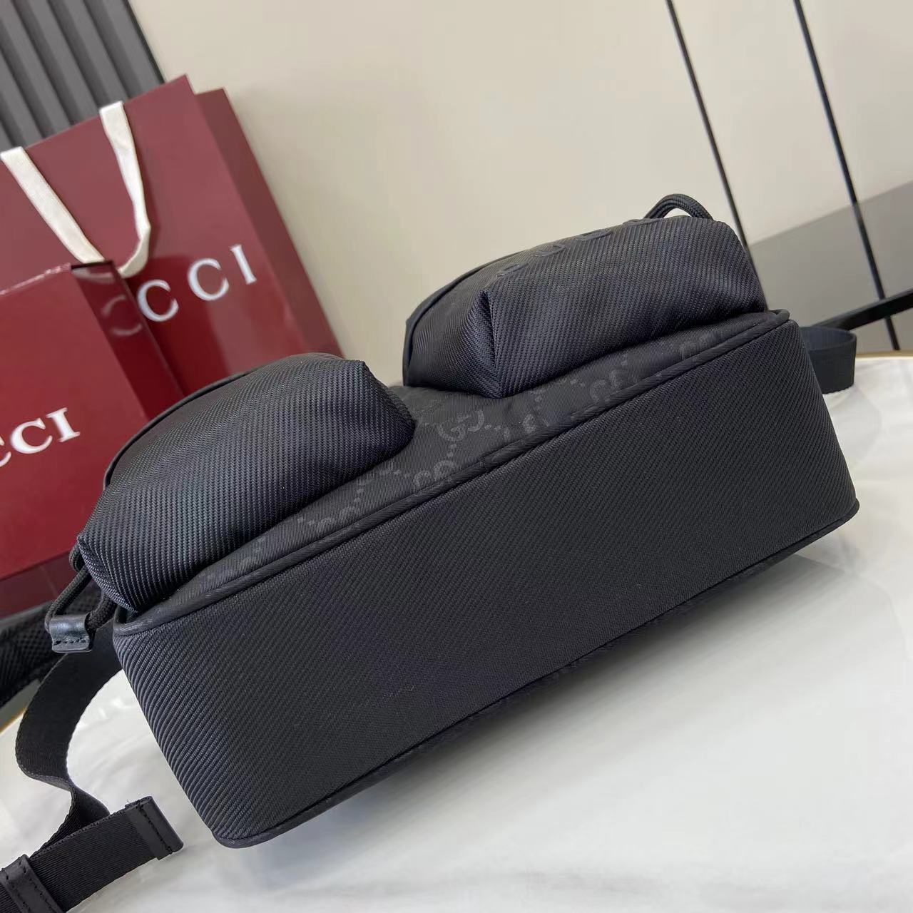 Gucc* GG Shoulder Bag(37*23*10CM)