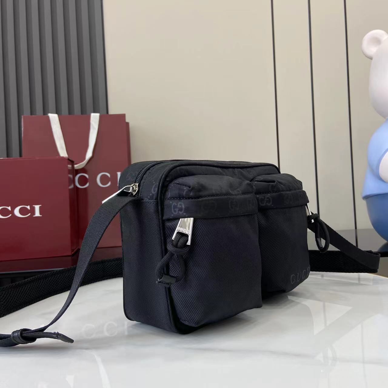 Gucc* GG Shoulder Bag(37*23*10CM)