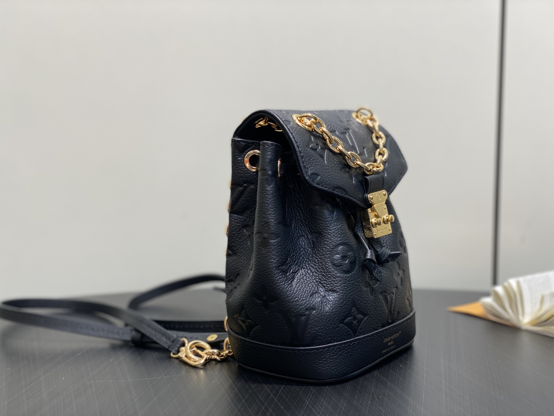 Louis Vu*tton Nano Noé Backpack( 19 x 15 x 10CM)