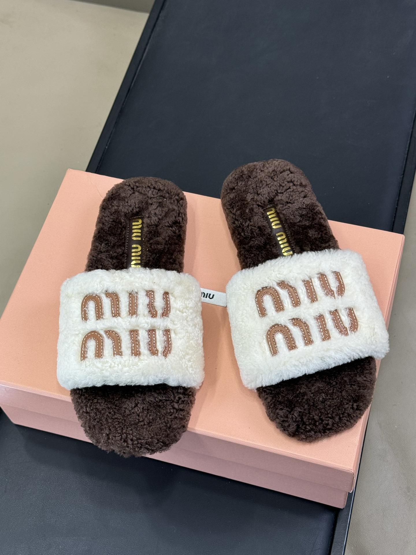 Miumiu 2025ss Slides(EU35-41)