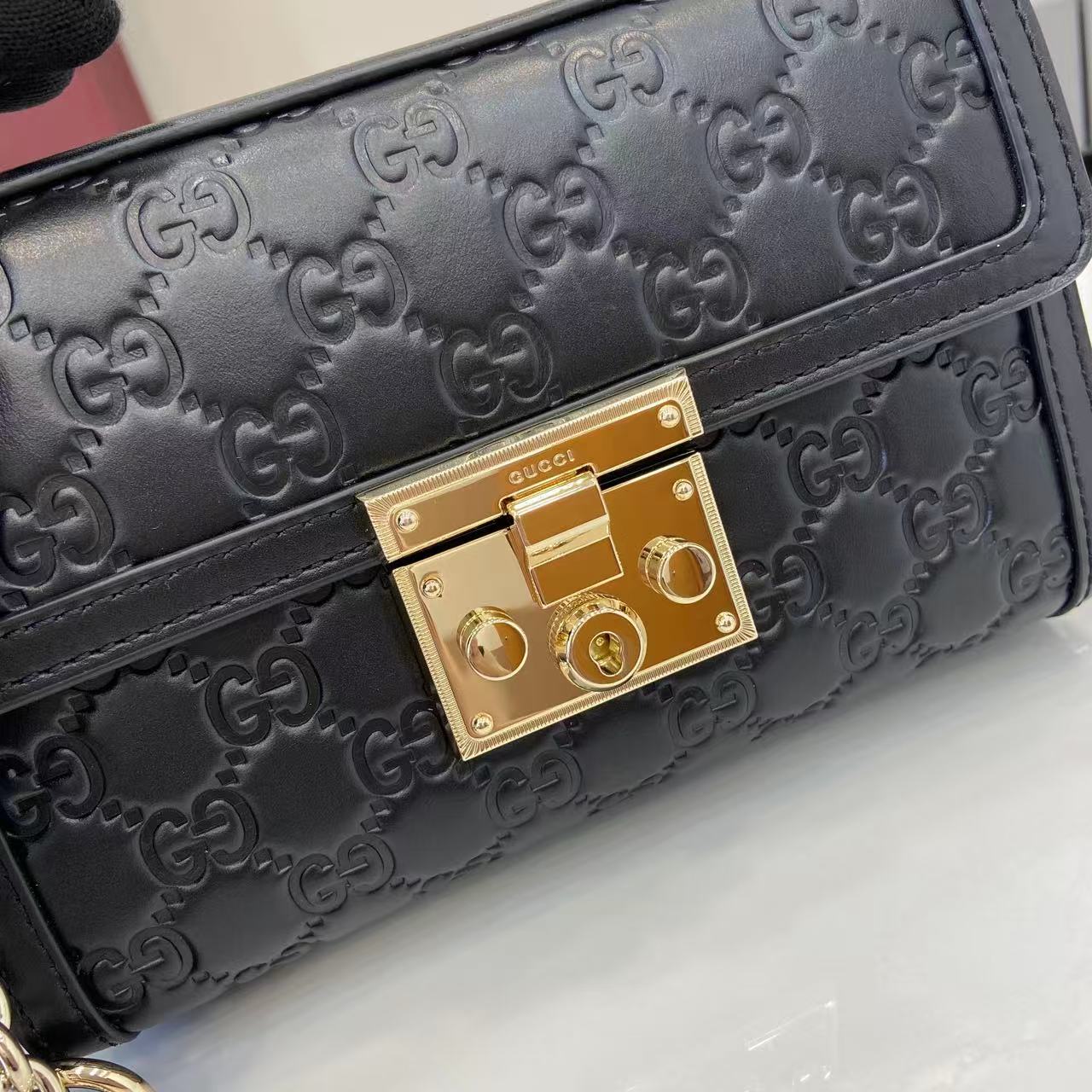 Gucc* Padlock Shoulder Bag(20*13*8CM)