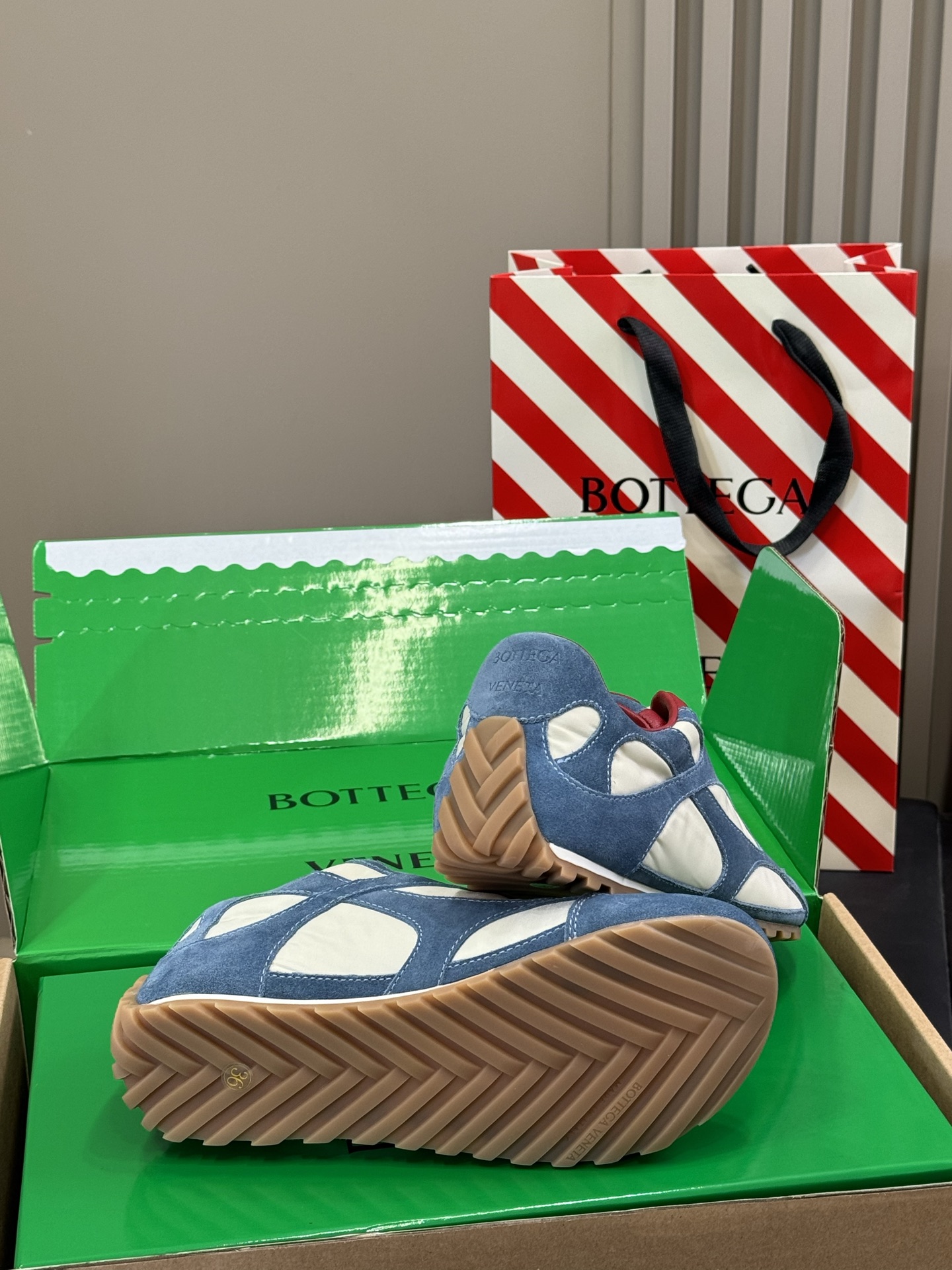 Bottega Veneta Orbit Flash 2025ss Sneaker(EU35-45)