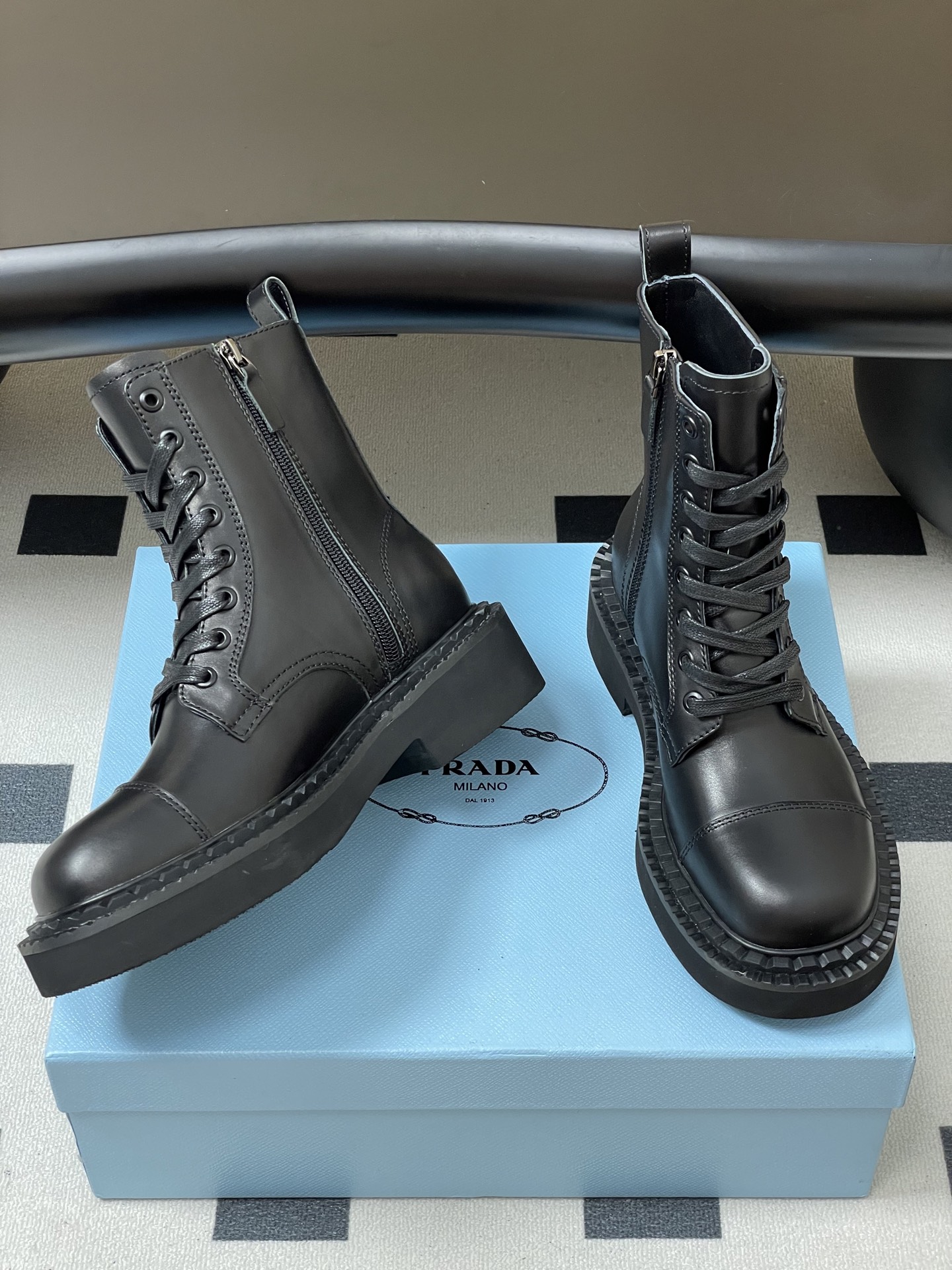 Prad*a 2025ss  Boots（EU35-41)