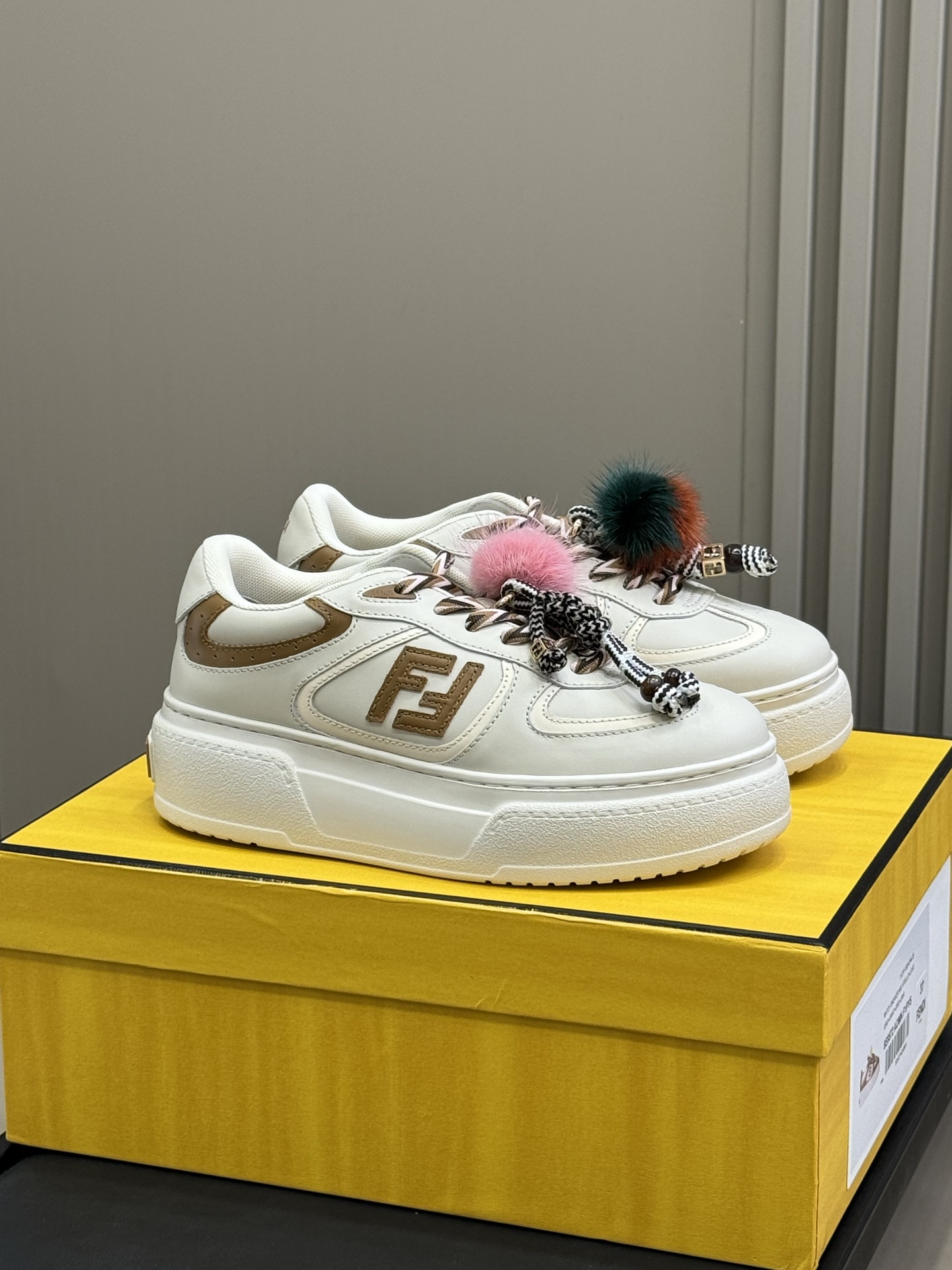 Fend* 2025ss Match Platform Sneakers(EU35-41)
