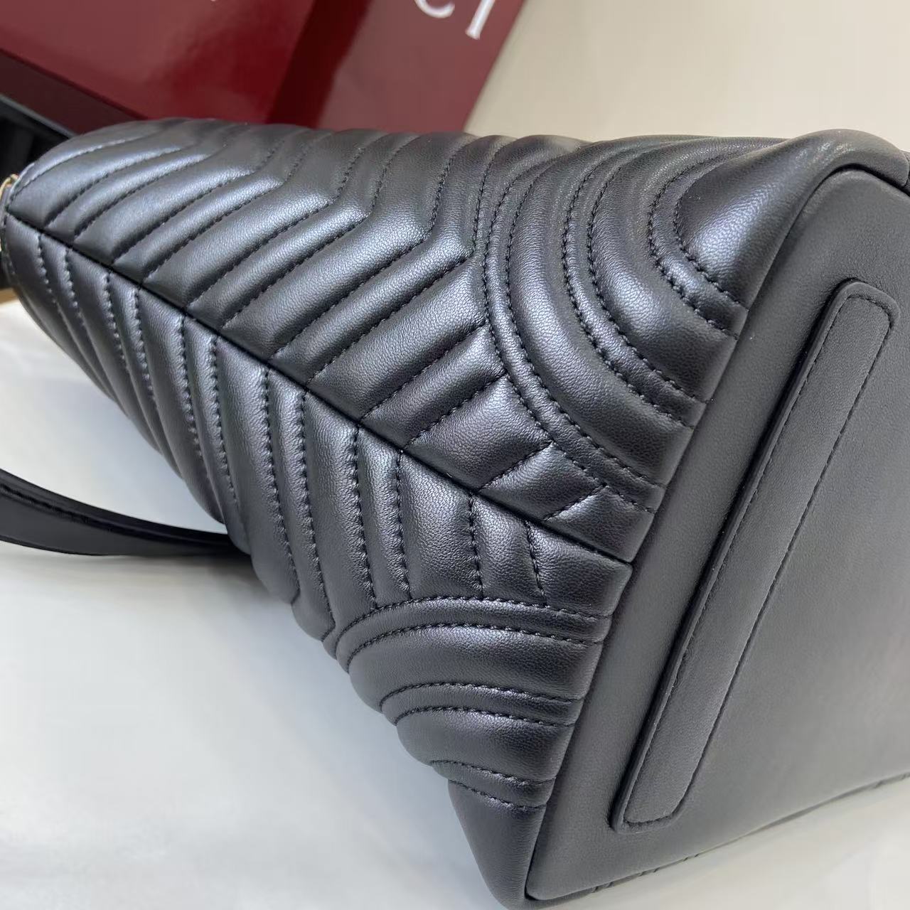 Gucc* GG Marmont Tote Bag(28*39*24CM)