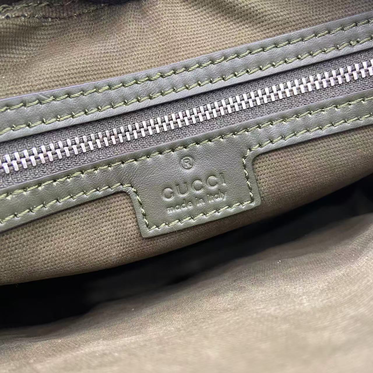 Gucc* Shoulder Bag(23*18*12CM)