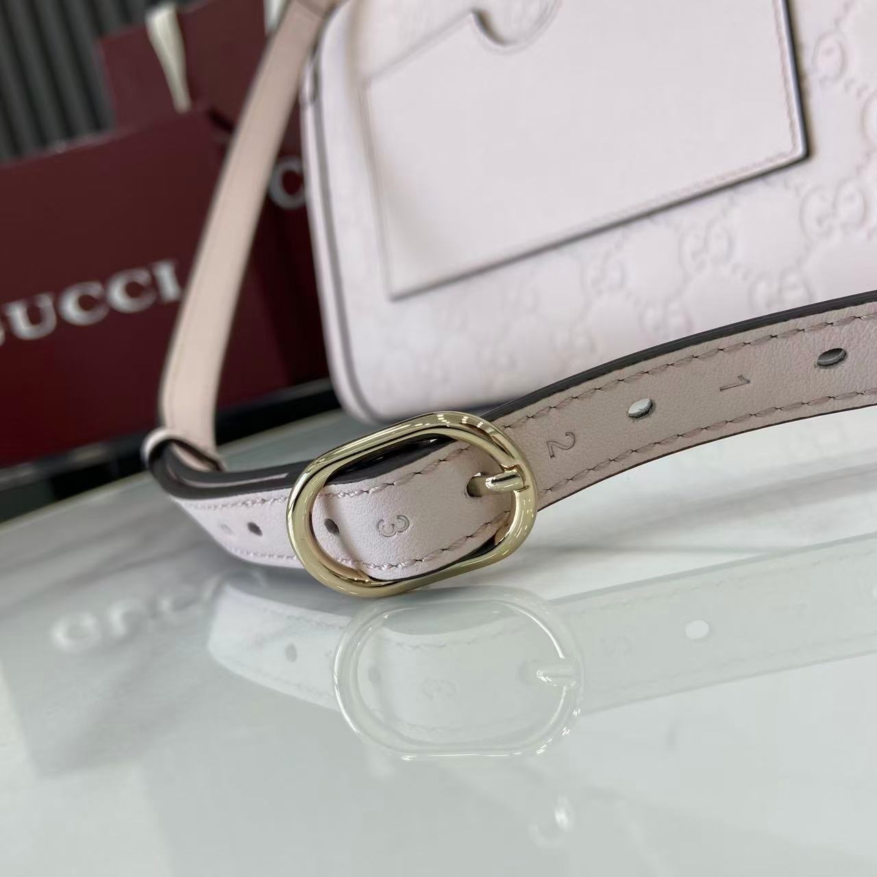 Gucc* Padlock Shoulder Bag(26*18*11.5CM)