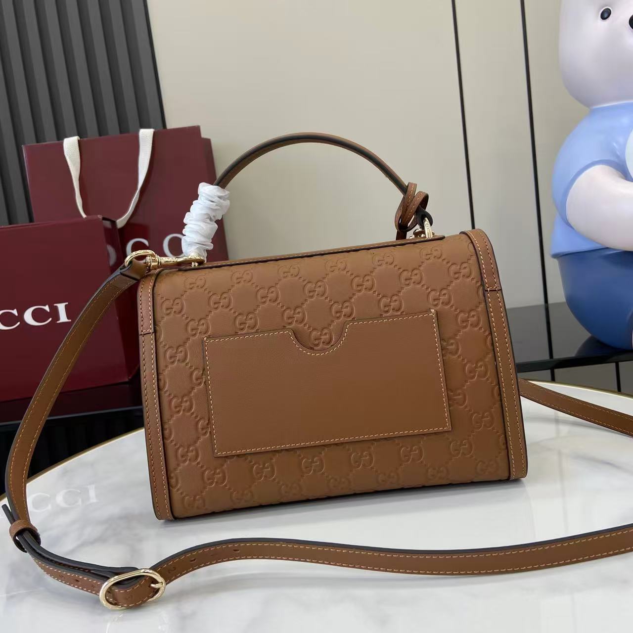 Gucc* Padlock Shoulder Bag(26*18*11.5CM)